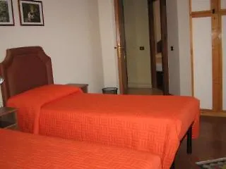 Kosher B&B The Home In 로마