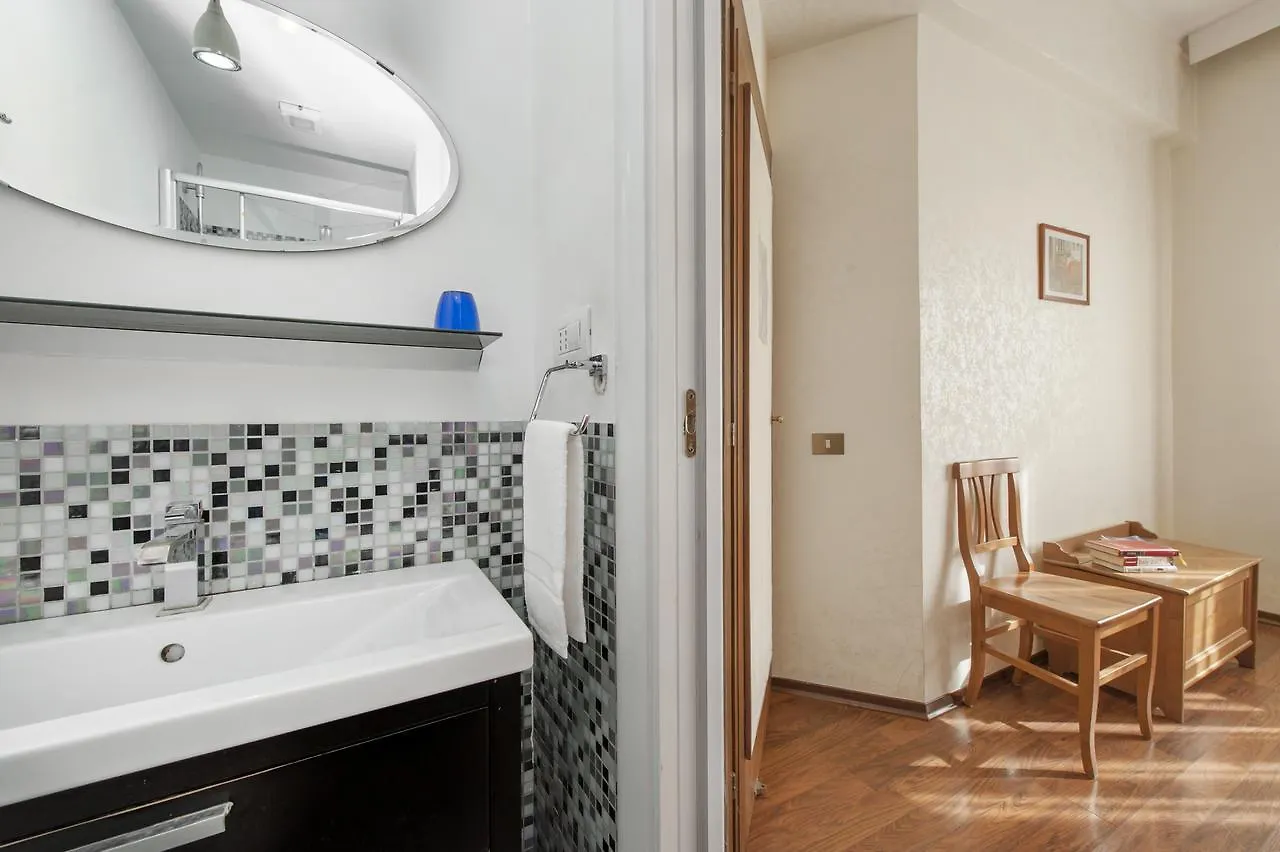 Kosher B&B The Home In 로마 3*,  이탈리아