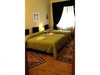 Kosher B&B The Home In 로마 3*,