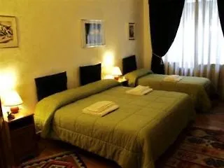 Kosher B&B The Home In 로마