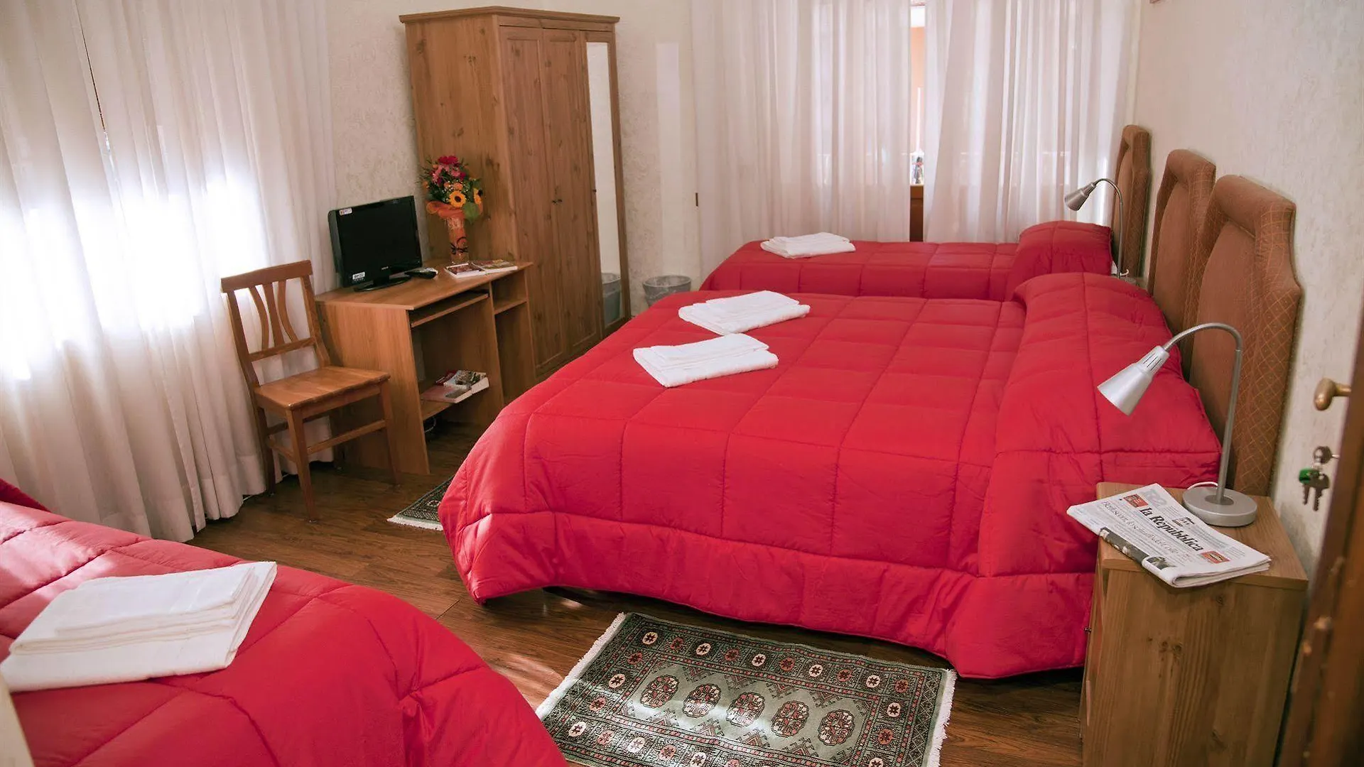 Kosher B&B The Home In 로마 3*,