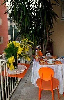 Kosher B&B The Home in Rom